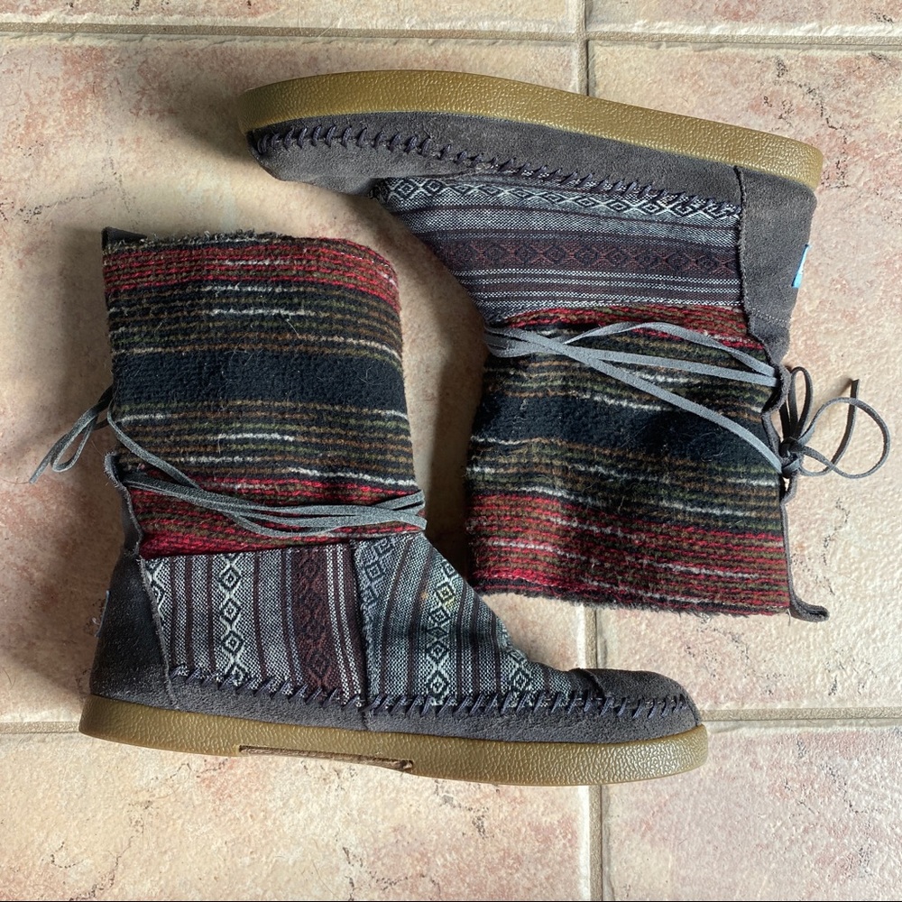 Toms Nepal boots size 7.5